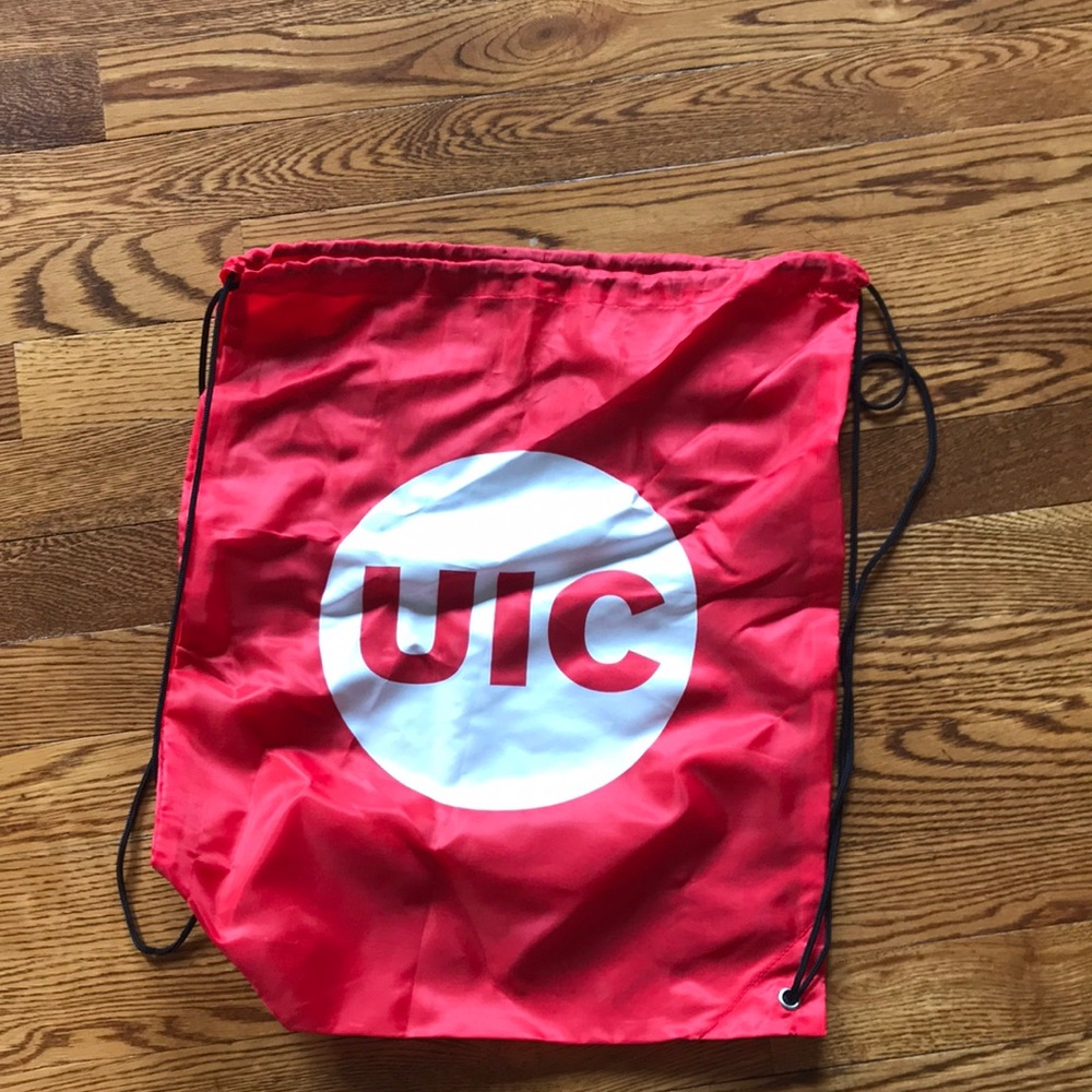 Exclusive UIC Drawstring Bag